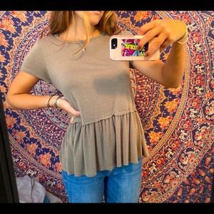 Cute olive green top